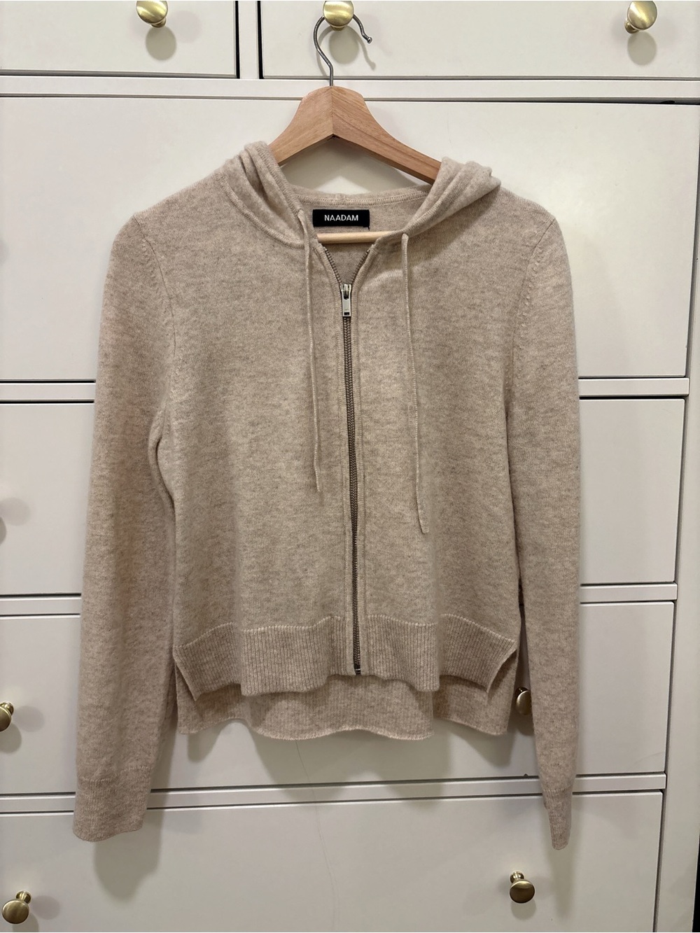 Naadam Signature Cashmere Cropped Zip Up Hoodie in Oatmeal size Medium
